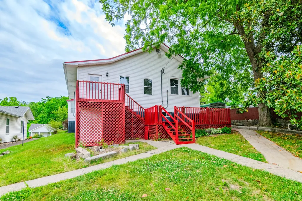 707 Poplar Street Ravenna KY 40472