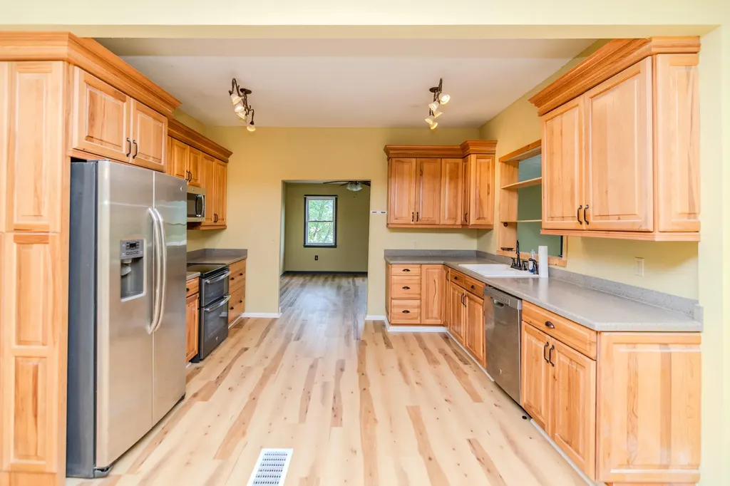 707 Poplar Street Ravenna KY 40472
