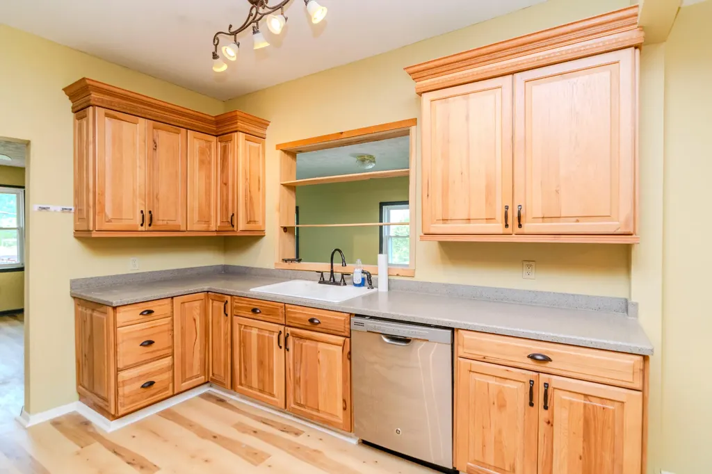707 Poplar Street Ravenna KY 40472
