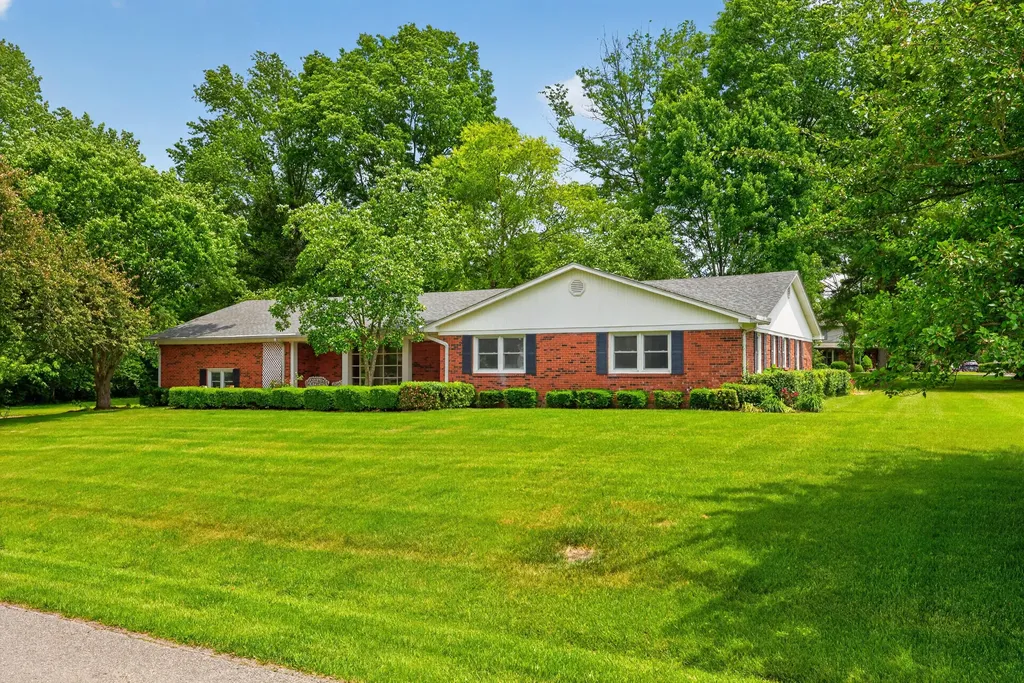 163 Juniper Drive Versailles KY 40383