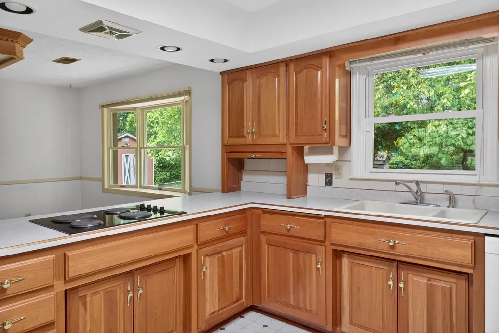 163 Juniper Drive Versailles KY 40383