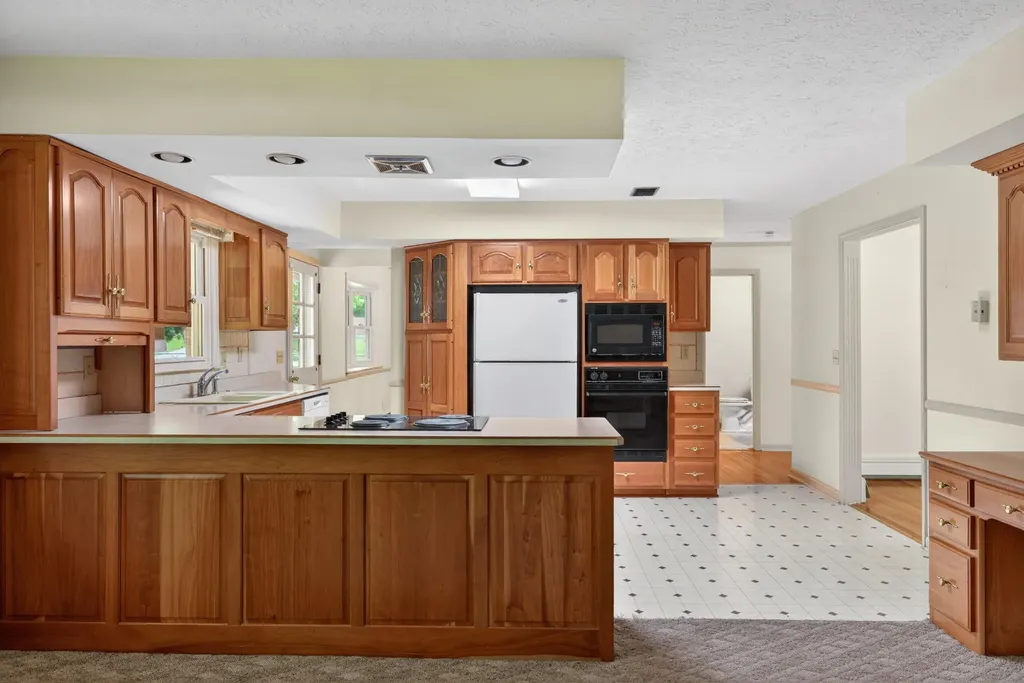 163 Juniper Drive Versailles KY 40383