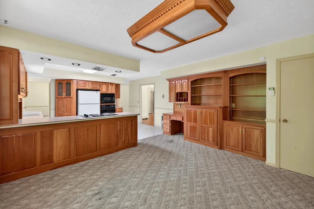 163 Juniper Drive Versailles KY 40383