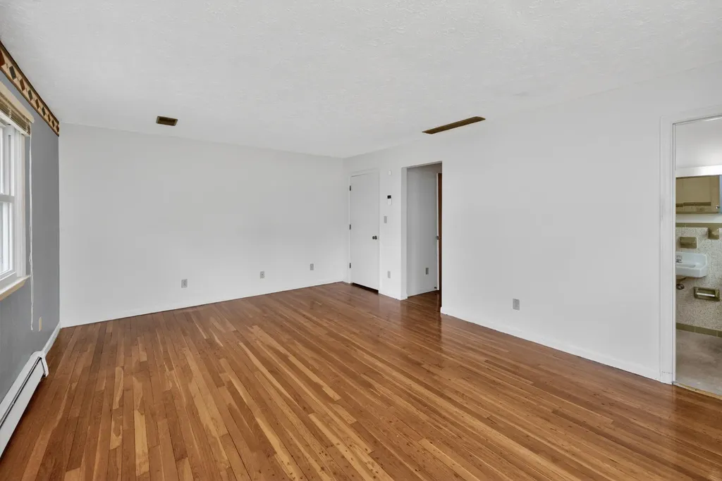 163 Juniper Drive Versailles KY 40383