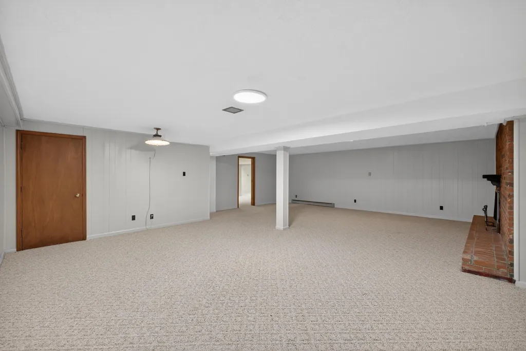 163 Juniper Drive Versailles KY 40383