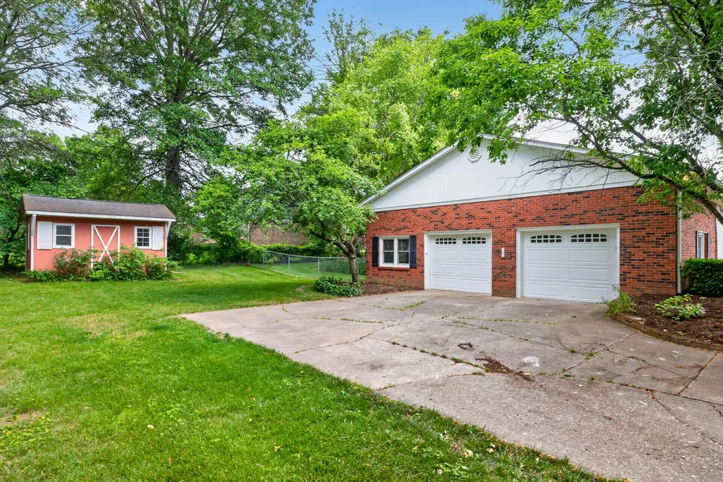 163 Juniper Drive Versailles KY 40383