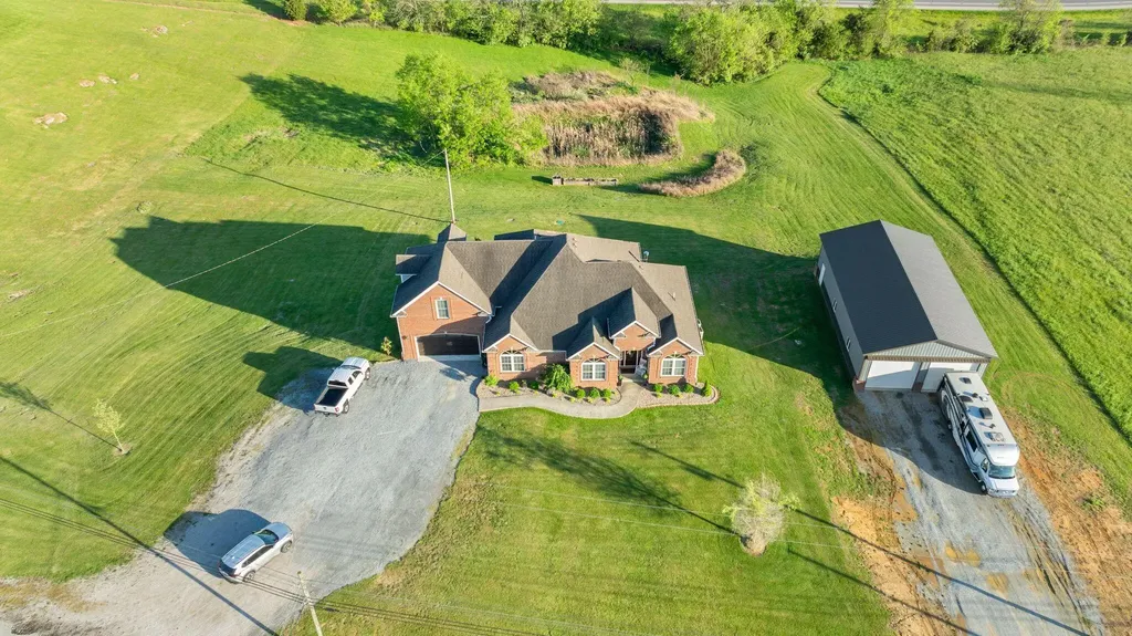 6595 Mt Sterling Road Winchester KY 40391