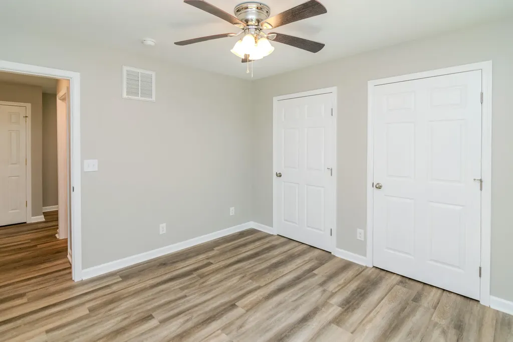 321 E Woodford Street Lawrenceburg KY 40342
