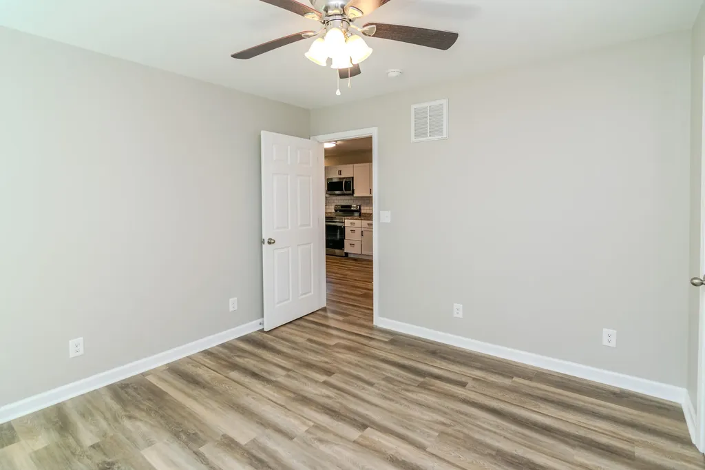 321 E Woodford Street Lawrenceburg KY 40342