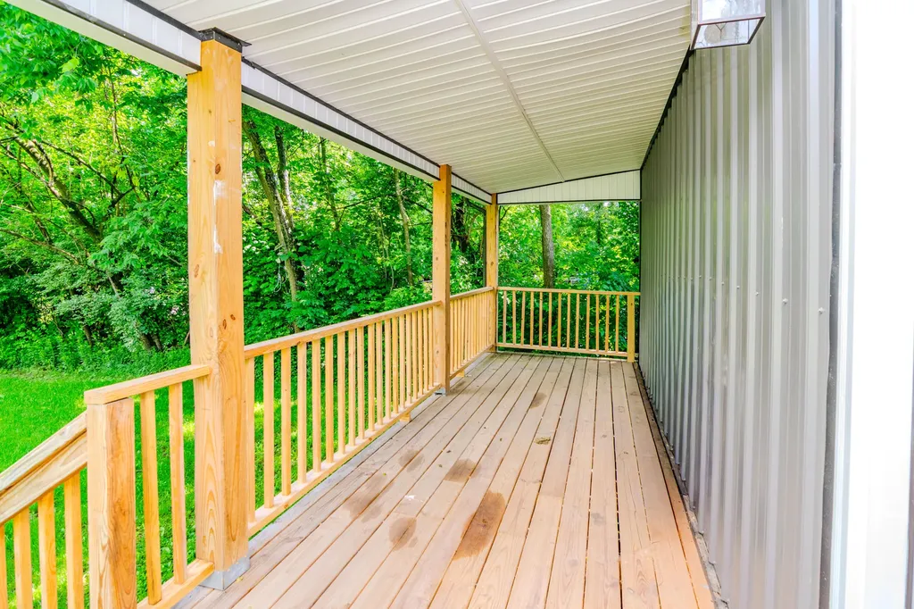 321 E Woodford Street Lawrenceburg KY 40342