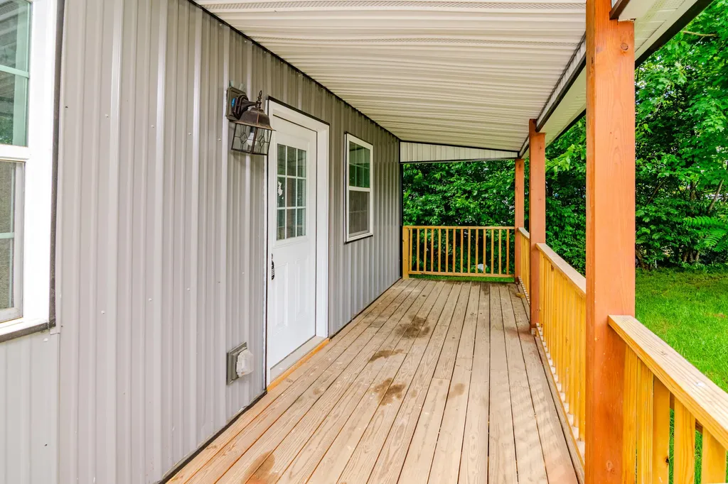321 E Woodford Street Lawrenceburg KY 40342