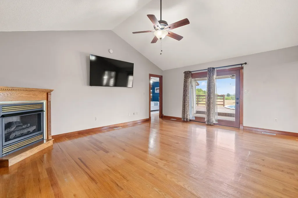58 Sunset Drive Hustonville KY 40437