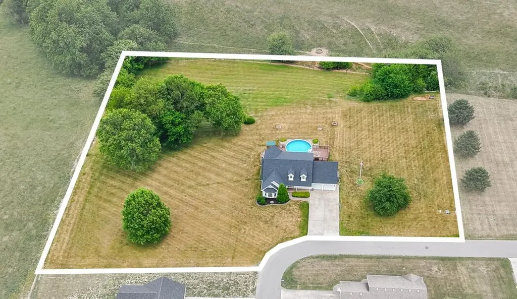 58 Sunset Drive Hustonville KY 40437