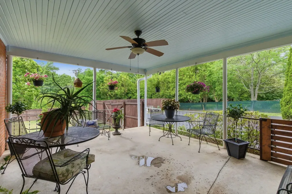704 Kirkland Drive Lexington KY 40502