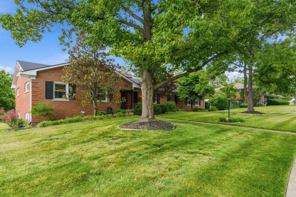 704 Kirkland Drive Lexington KY 40502
