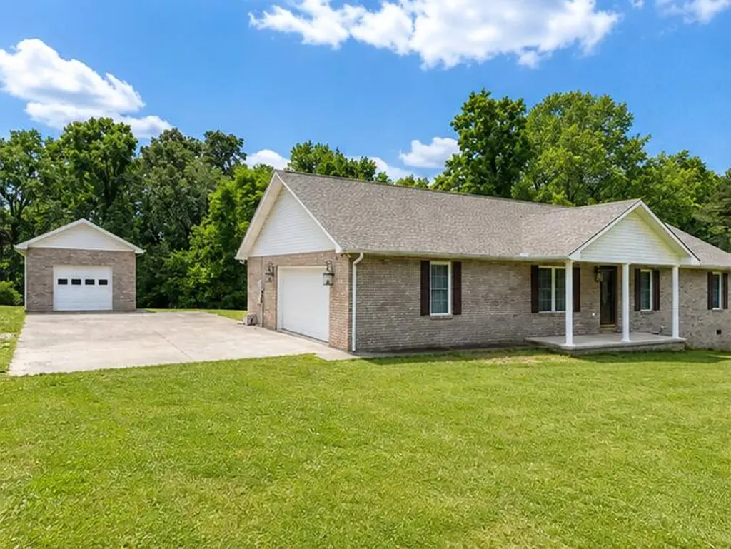 229 Cherry Avenue Corbin KY 40701