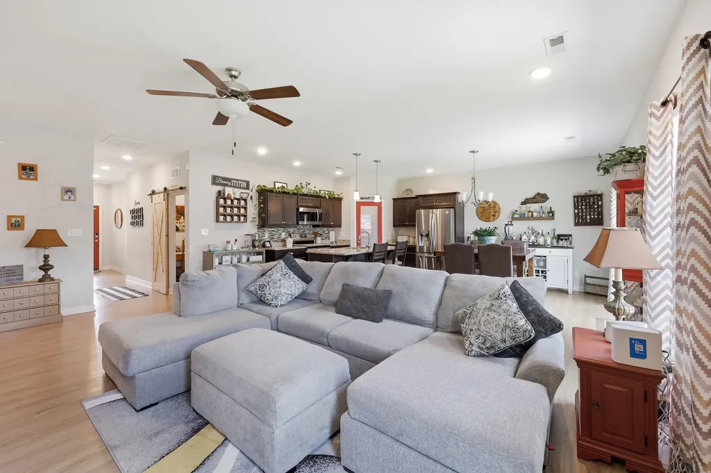 130 Kara Bryn Cove Georgetown KY 40324
