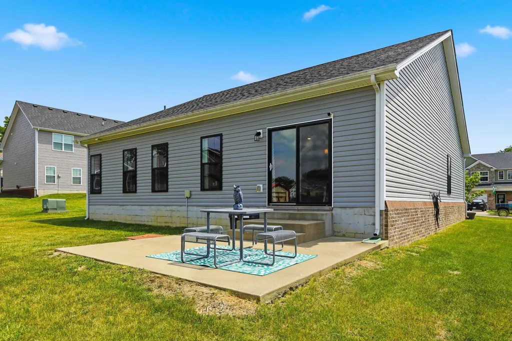 130 Kara Bryn Cove Georgetown KY 40324