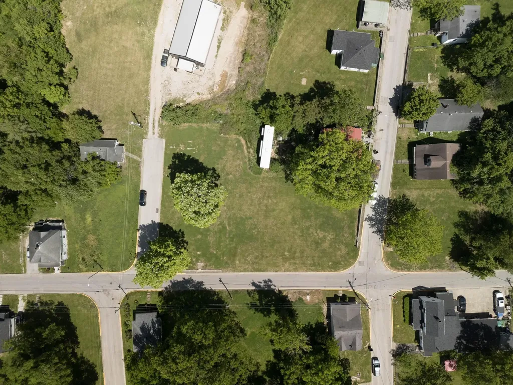 203 Fox Street Mt Sterling KY 40353