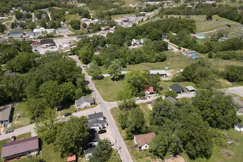 203 Fox Street Mt Sterling KY 40353