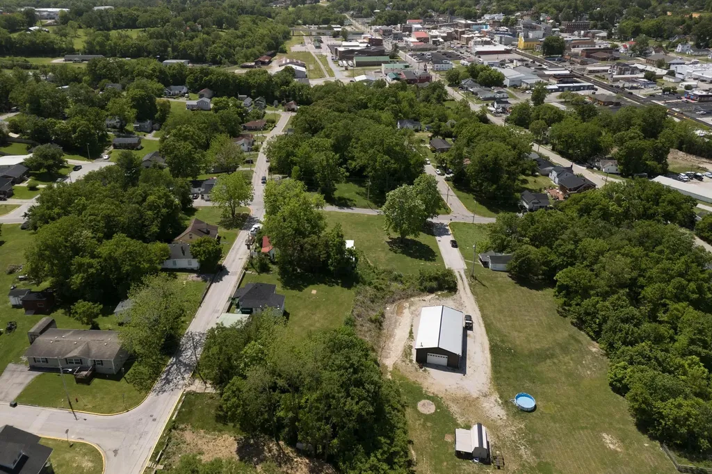 203 Fox Street Mt Sterling KY 40353