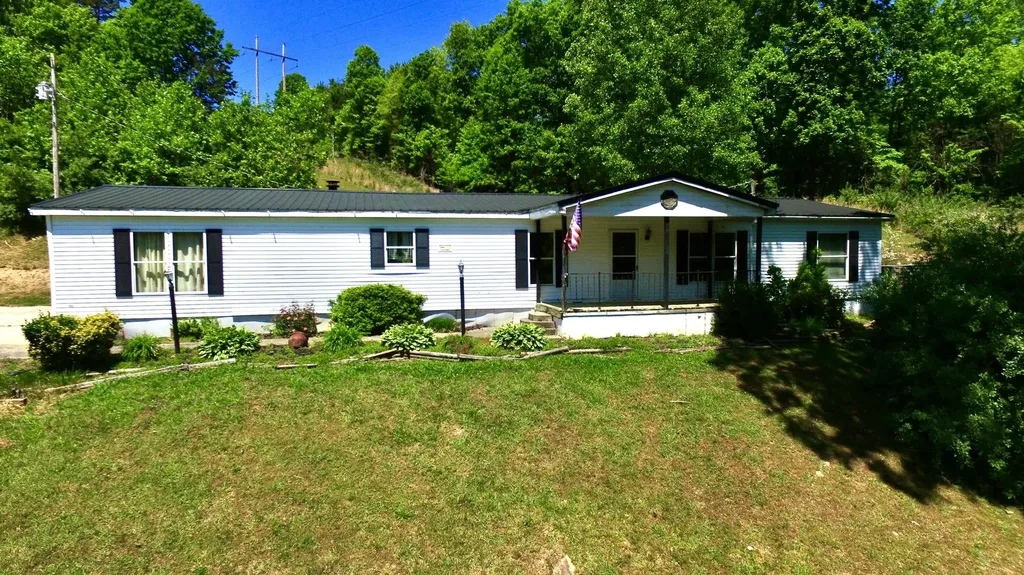 1290 Bacon Creek Road Corbin KY 40701