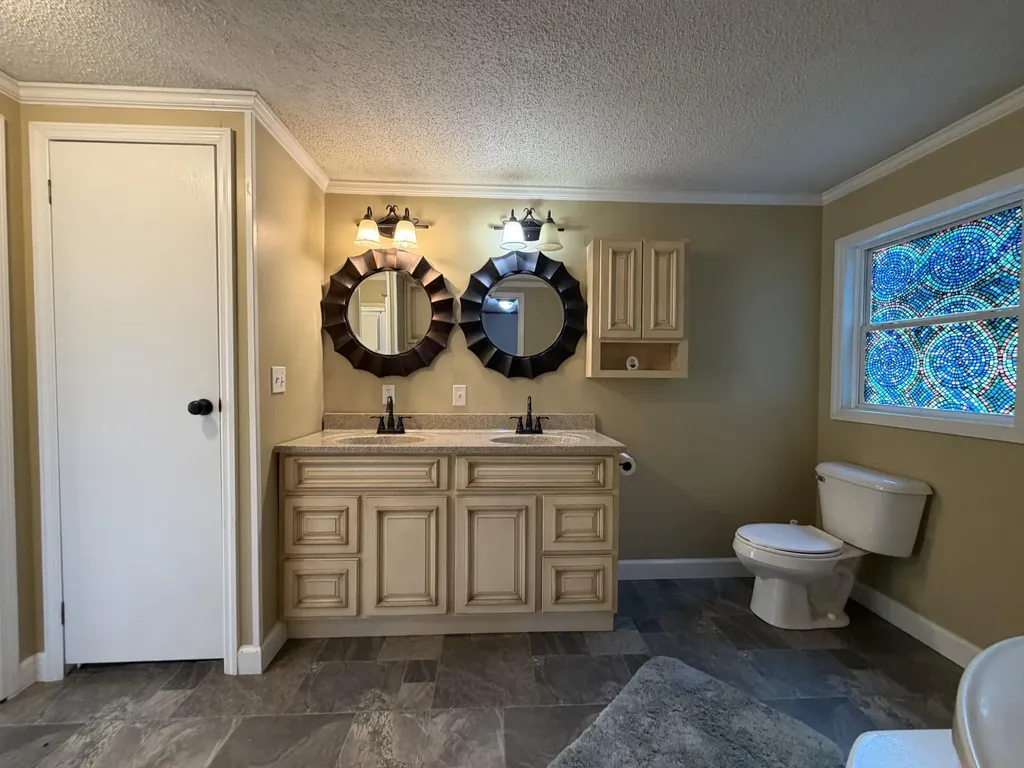 1290 Bacon Creek Road Corbin KY 40701
