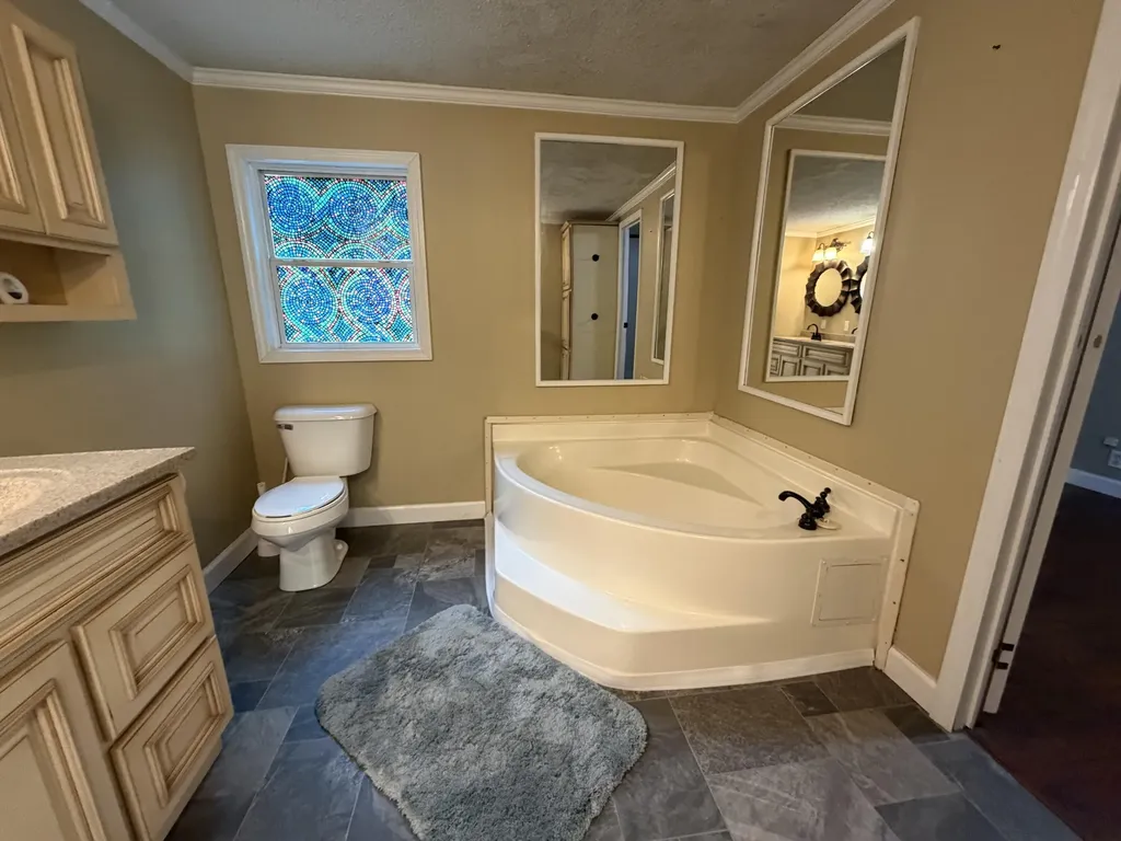 1290 Bacon Creek Road Corbin KY 40701