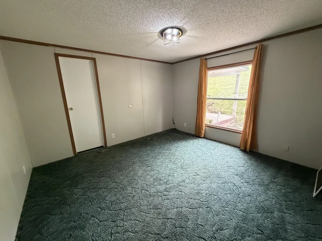 1290 Bacon Creek Road Corbin KY 40701