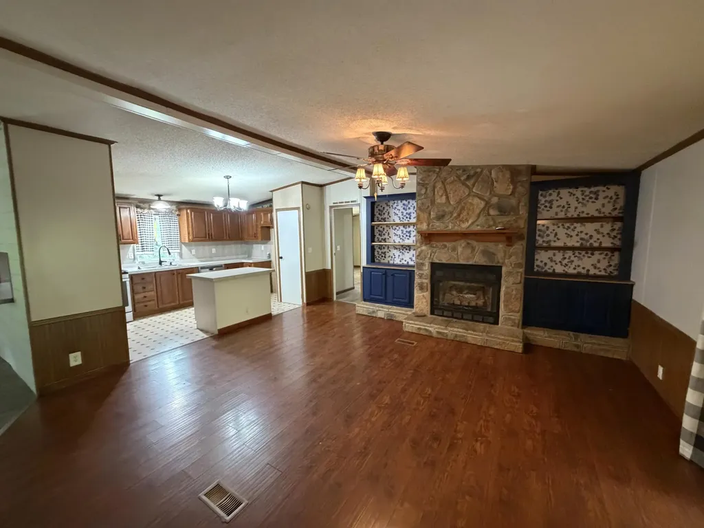 1290 Bacon Creek Road Corbin KY 40701