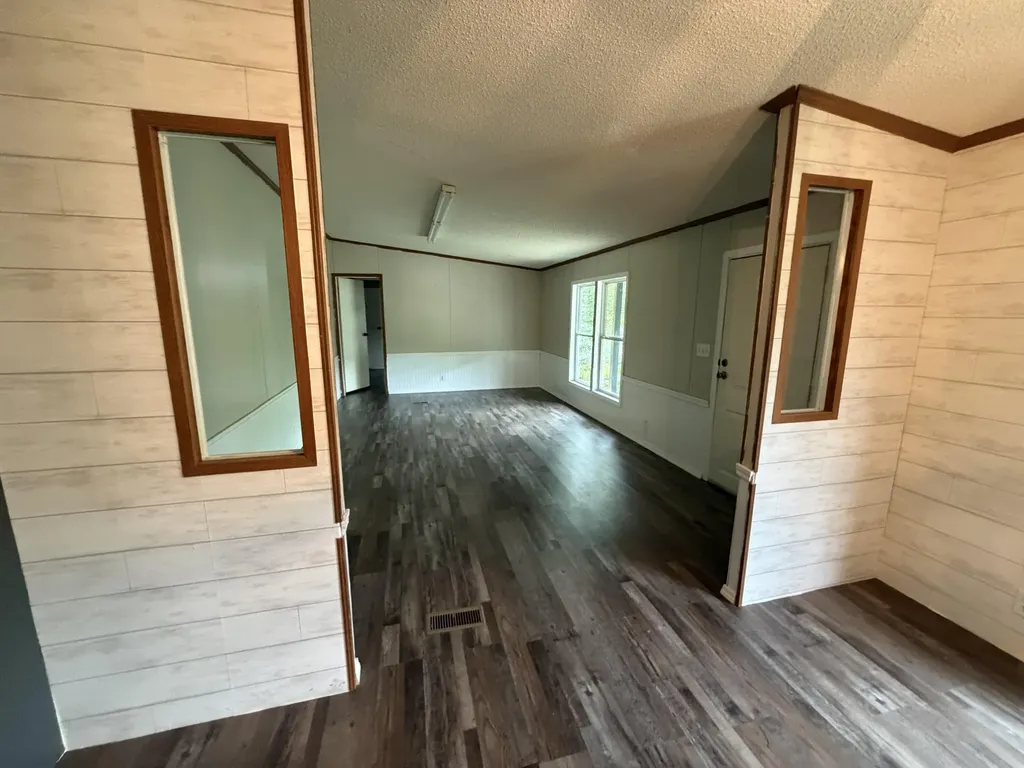 1290 Bacon Creek Road Corbin KY 40701