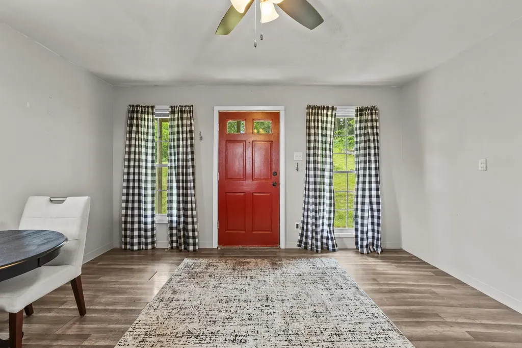 12251 Climax Road Mckee KY 40447