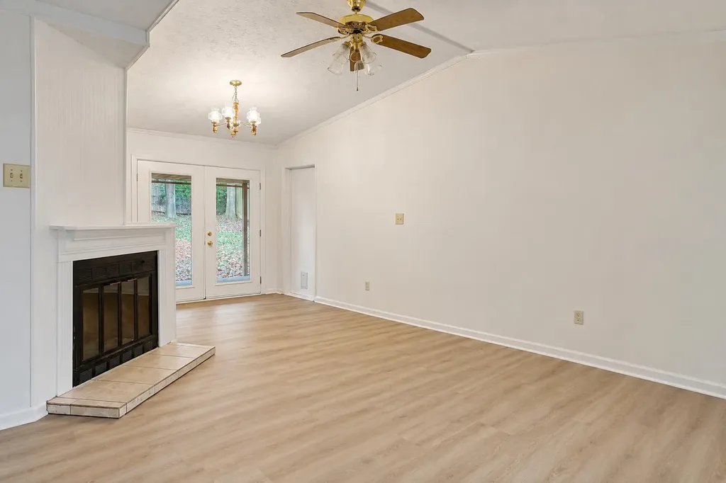 107 Hillside Drive Georgetown KY 40324