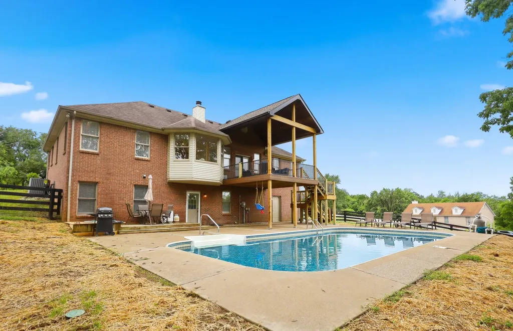 401 Michael Court Richmond KY 40475