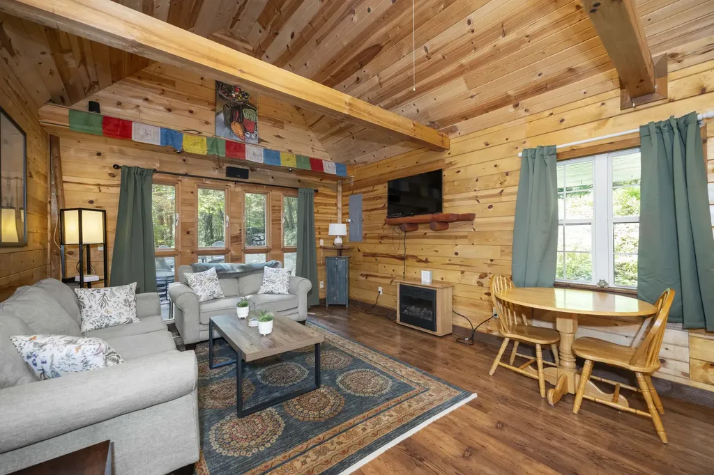 3556 Right Fork Fixer Road Zoe KY 41397