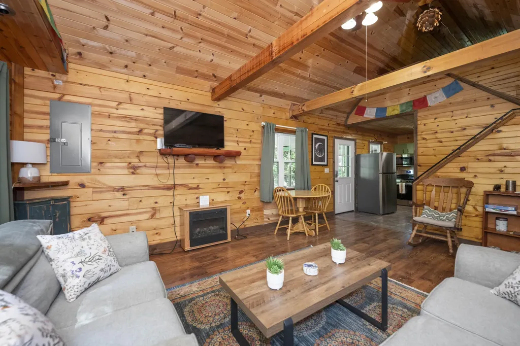 3556 Right Fork Fixer Road Zoe KY 41397