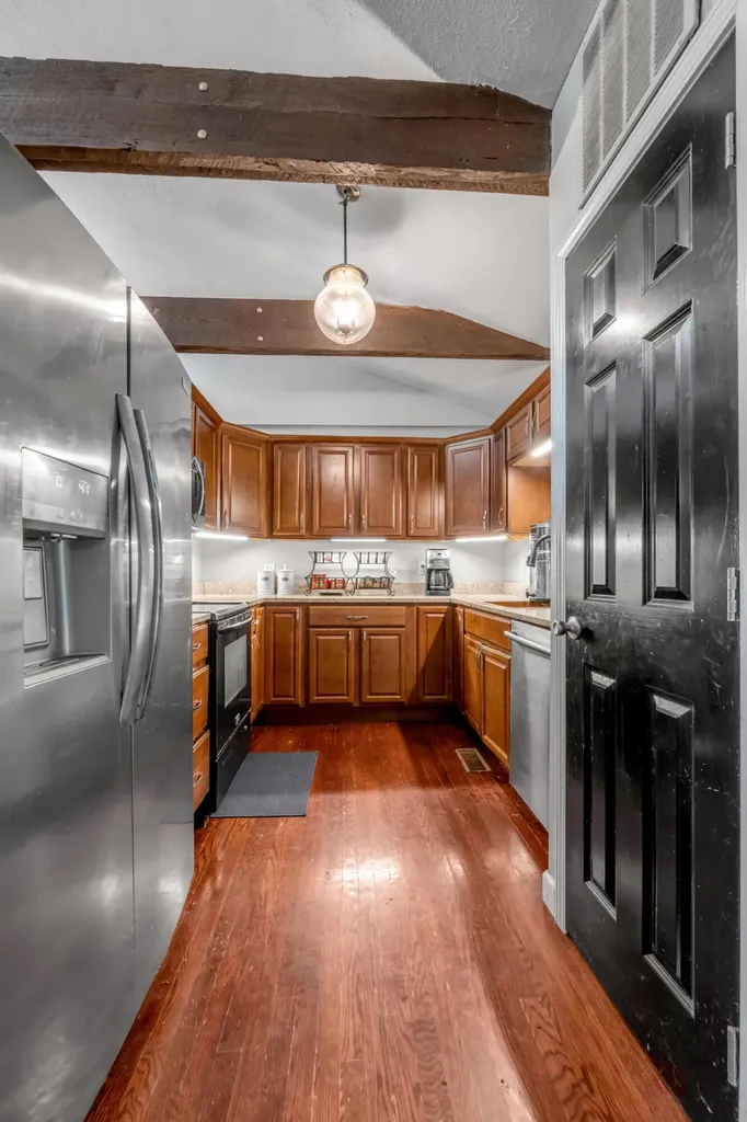 1395 Dix Drive Wilmore KY 40390