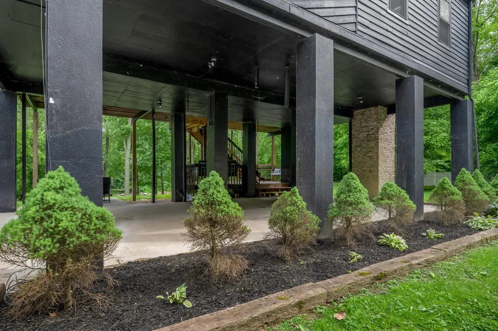 1395 Dix Drive Wilmore KY 40390