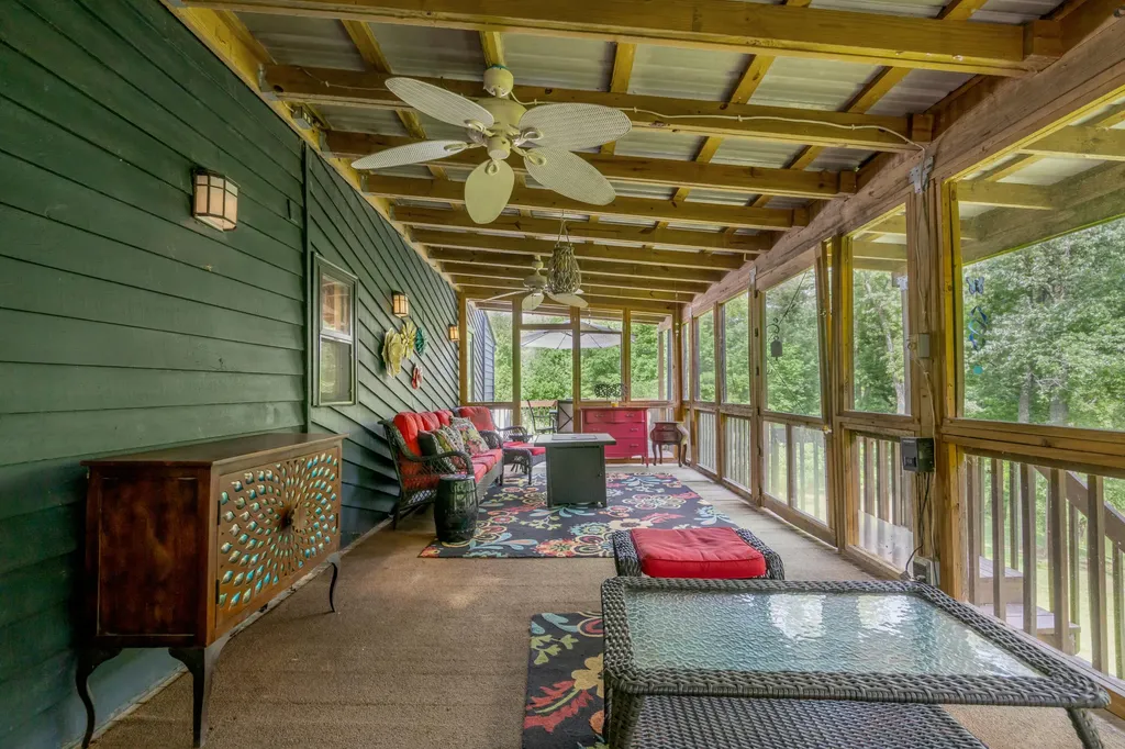1395 Dix Drive Wilmore KY 40390