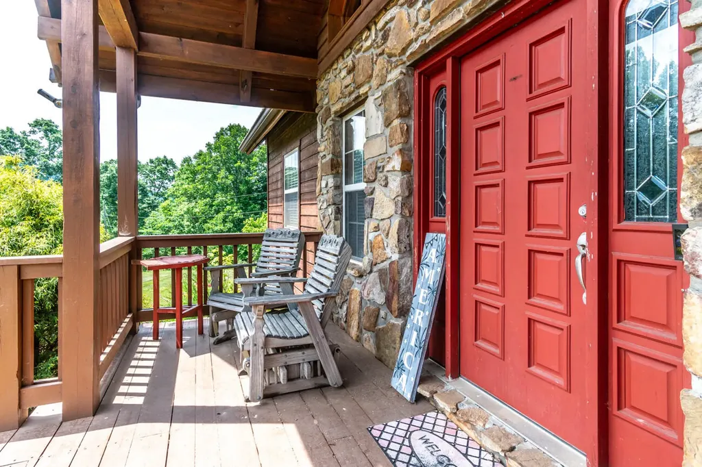 3052 Gravel Lick Branch Road Berea KY 40403