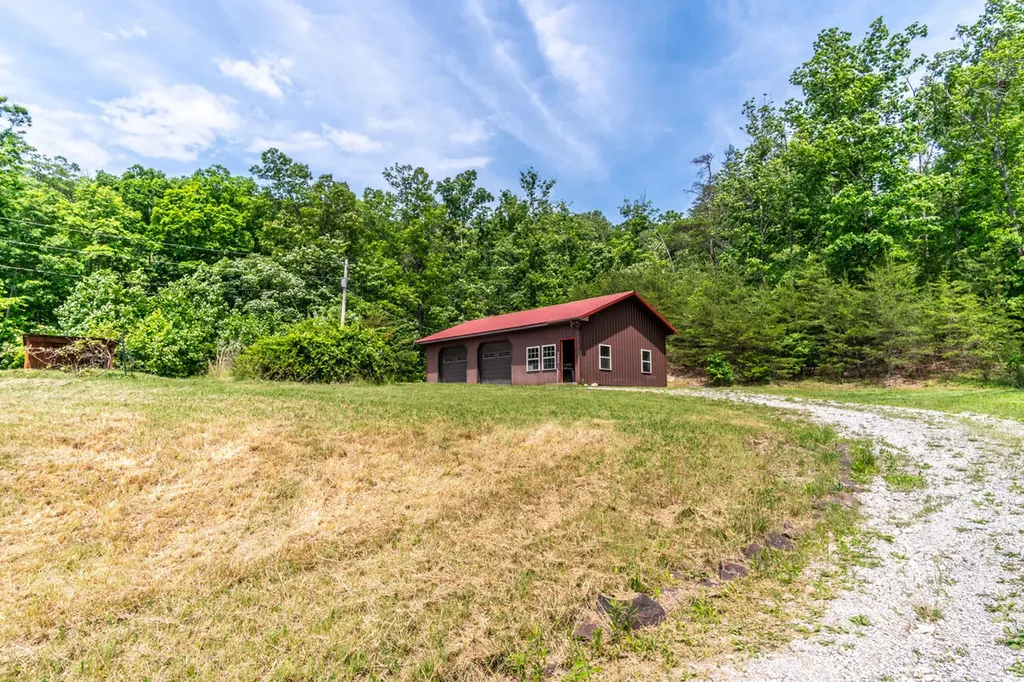 3052 Gravel Lick Branch Road Berea KY 40403
