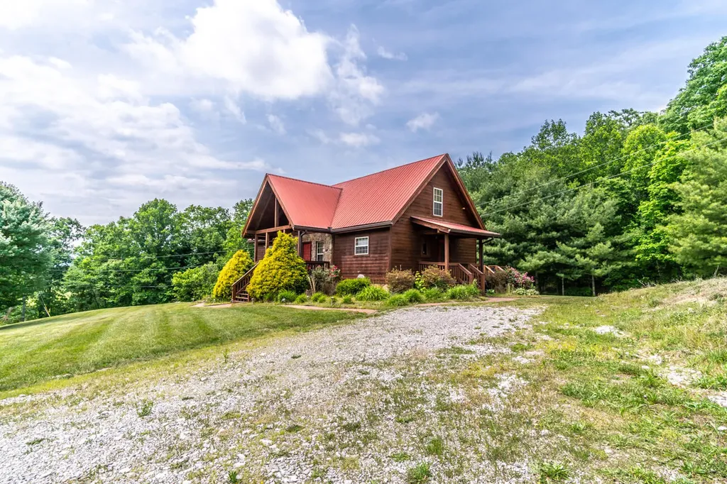 3052 Gravel Lick Branch Road Berea KY 40403
