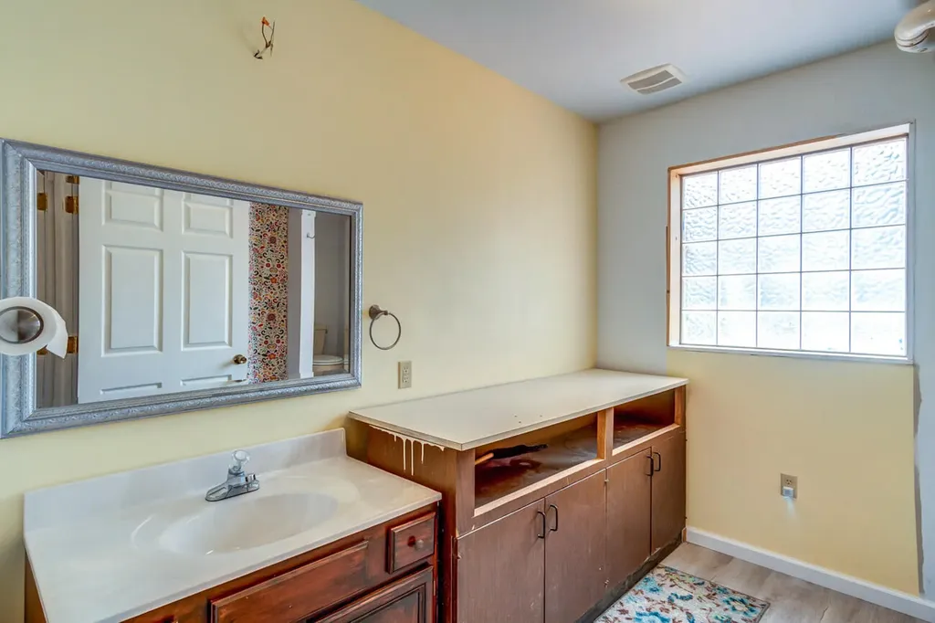 3052 Gravel Lick Branch Road Berea KY 40403