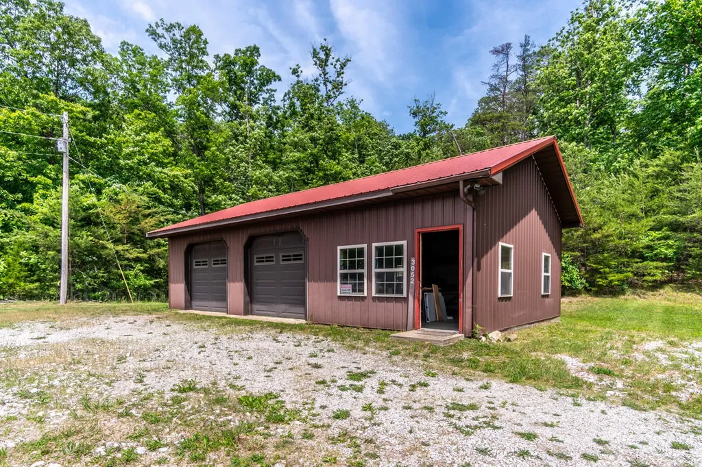 3052 Gravel Lick Branch Road Berea KY 40403