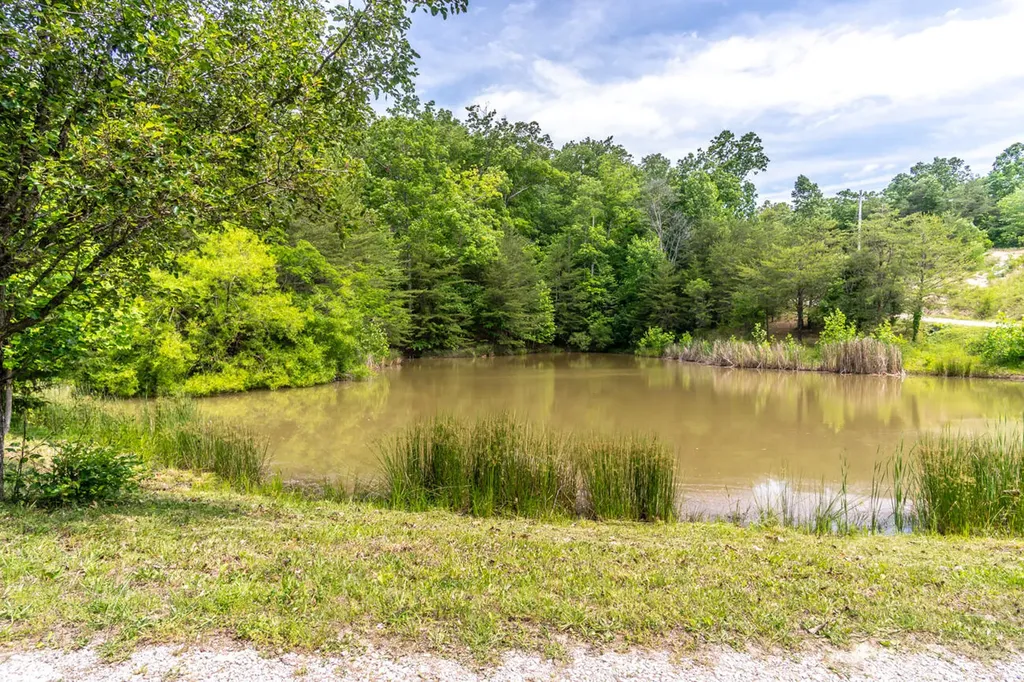 3052 Gravel Lick Branch Road Berea KY 40403
