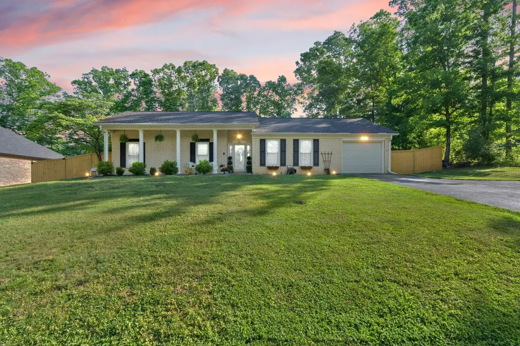 321 Circle Drive Morehead KY 40351