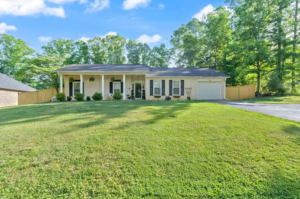 321 Circle Drive Morehead KY 40351