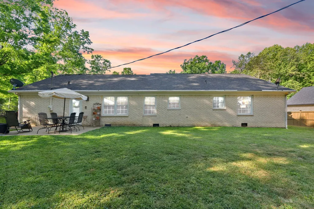 321 Circle Drive Morehead KY 40351