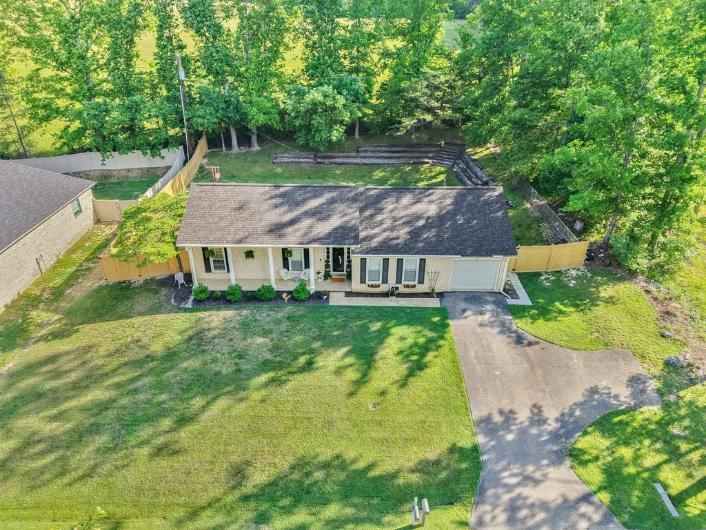 321 Circle Drive Morehead KY 40351