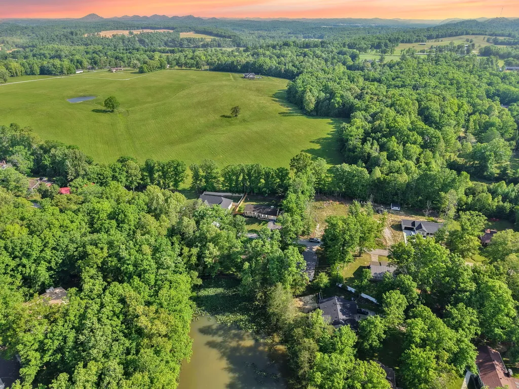 321 Circle Drive Morehead KY 40351
